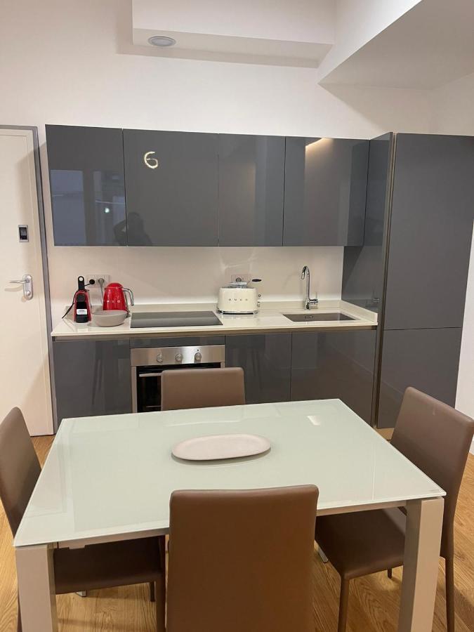 Number House - Number 20 Apartment มิลาน ภายนอก รูปภาพ